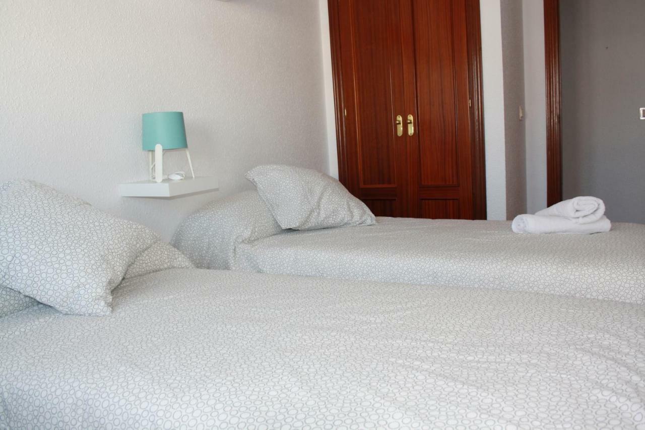 Apartamentos Nueva 13 รอนดา ภายนอก รูปภาพ